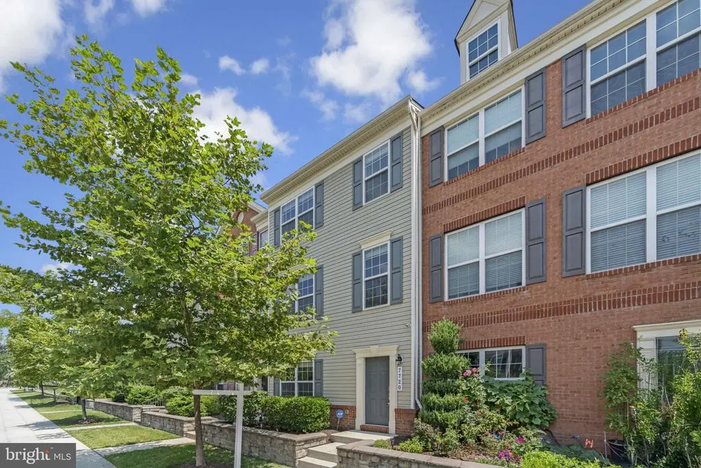 7720 Blue Stream Dr, Elkridge