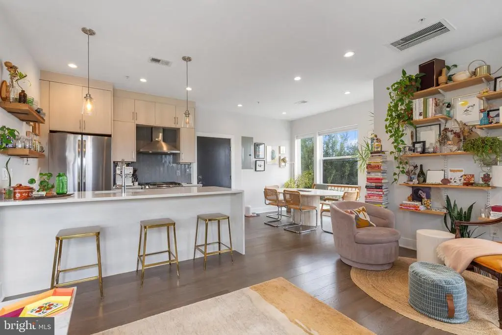 653 Irving St Nw #7, WASHINGTON