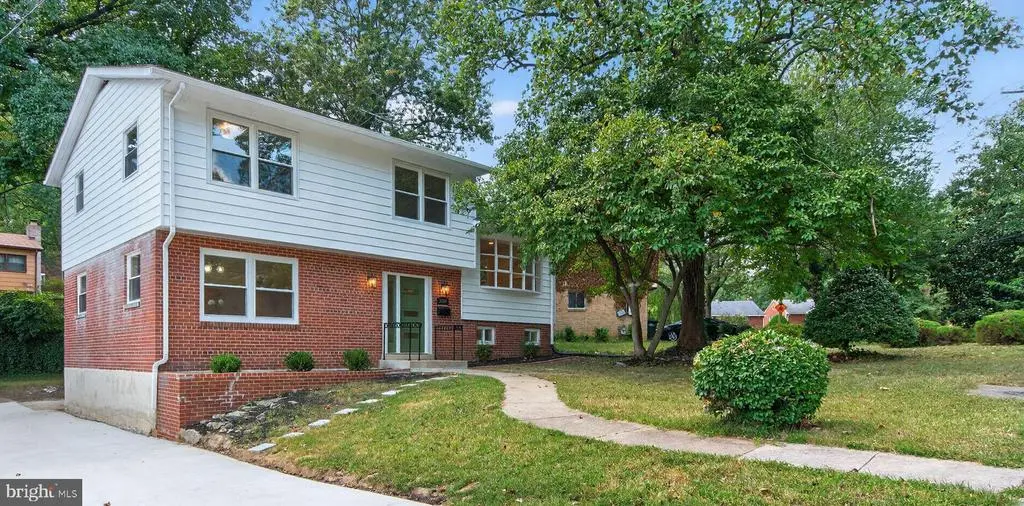 2501 36th Pl Se, Washington