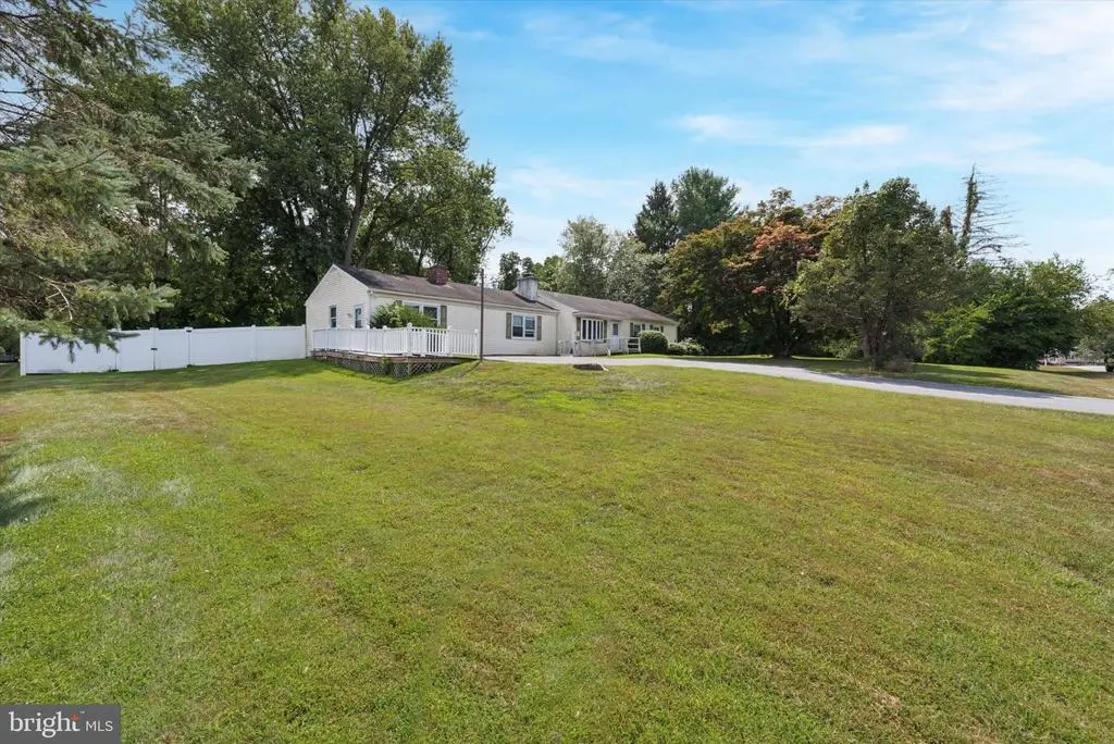 17 Gloucester Dr, DOWNINGTOWN