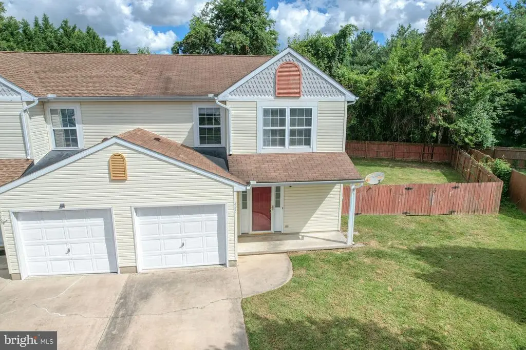 223 Shadybrook Dr, DOVER
