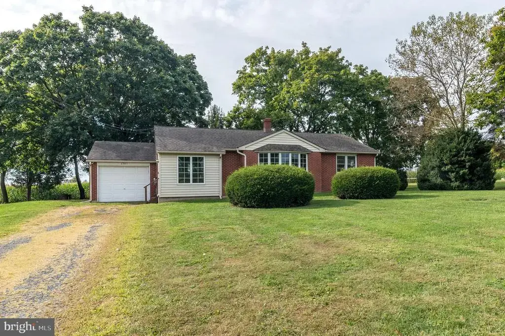 2385 W Zion Hill Rd, QUAKERTOWN