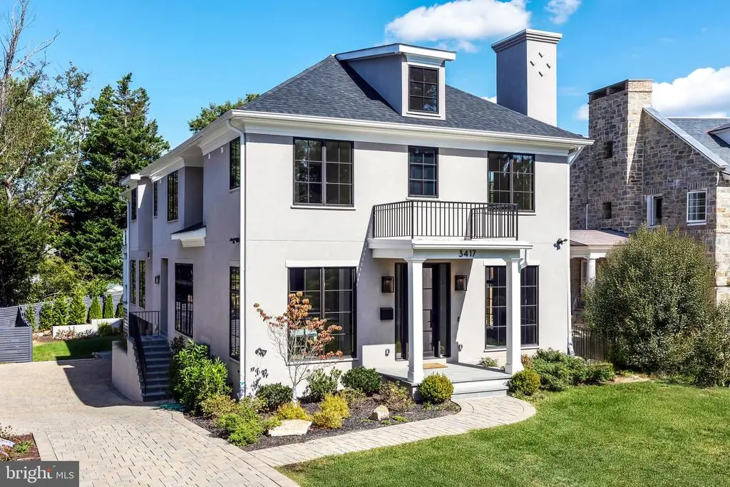 3417 Cummings Ln, Chevy Chase