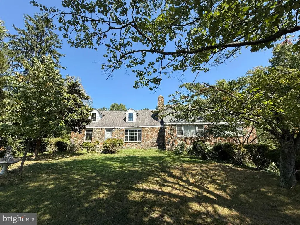 1700 Collingwood Rd, ALEXANDRIA