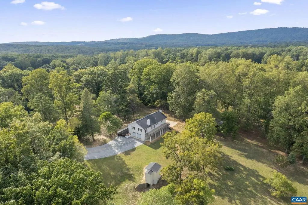 3209 Rolling Rd, SCOTTSVILLE