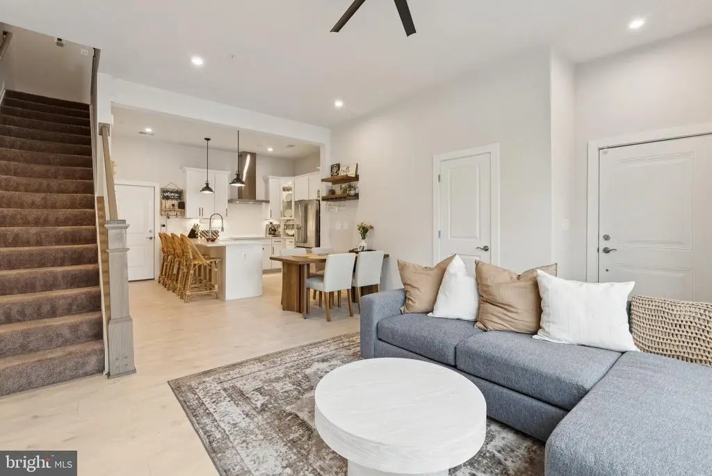 16202 Connors Way #61, ROCKVILLE