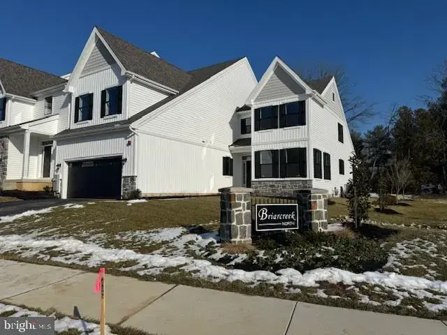 100 Leahy Dr, Newark