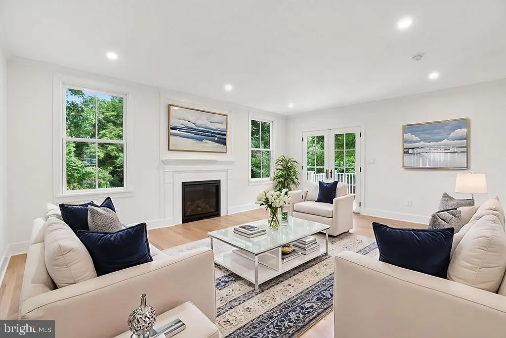 3705 Underwood St, Chevy Chase