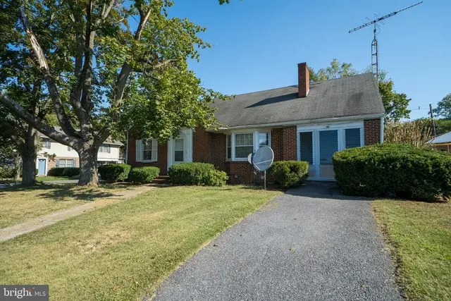 670 Northern Ave, Hagerstown