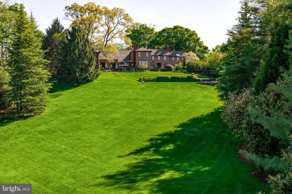 6400 Georgetown Pike, MCLEAN