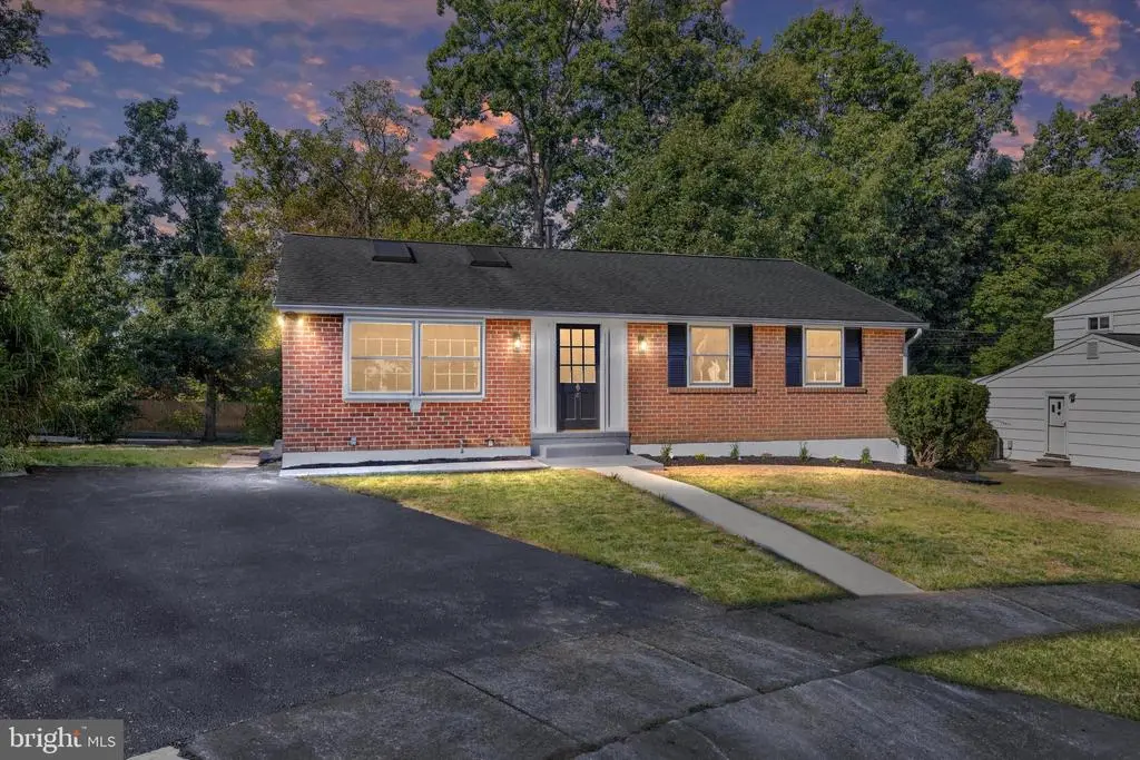 8 David Lee Ct, Baltimore