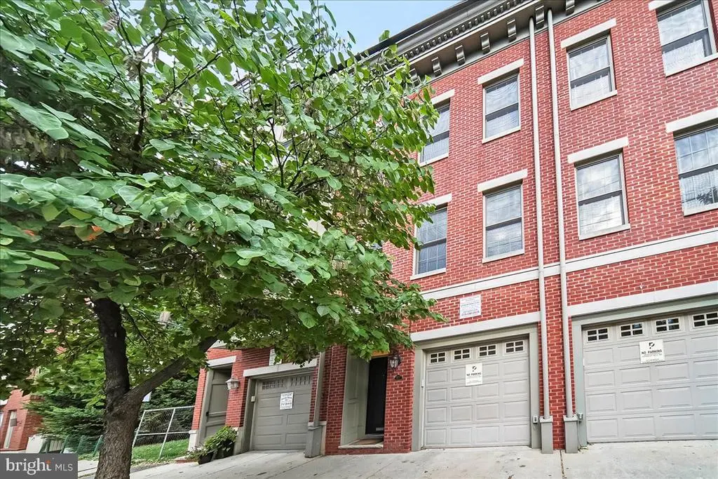 677 N 15th St, Philadelphia