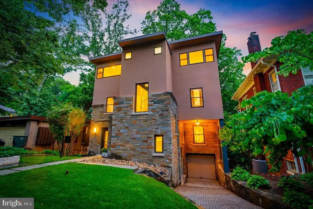 4358 Argyle Ter Nw, WASHINGTON