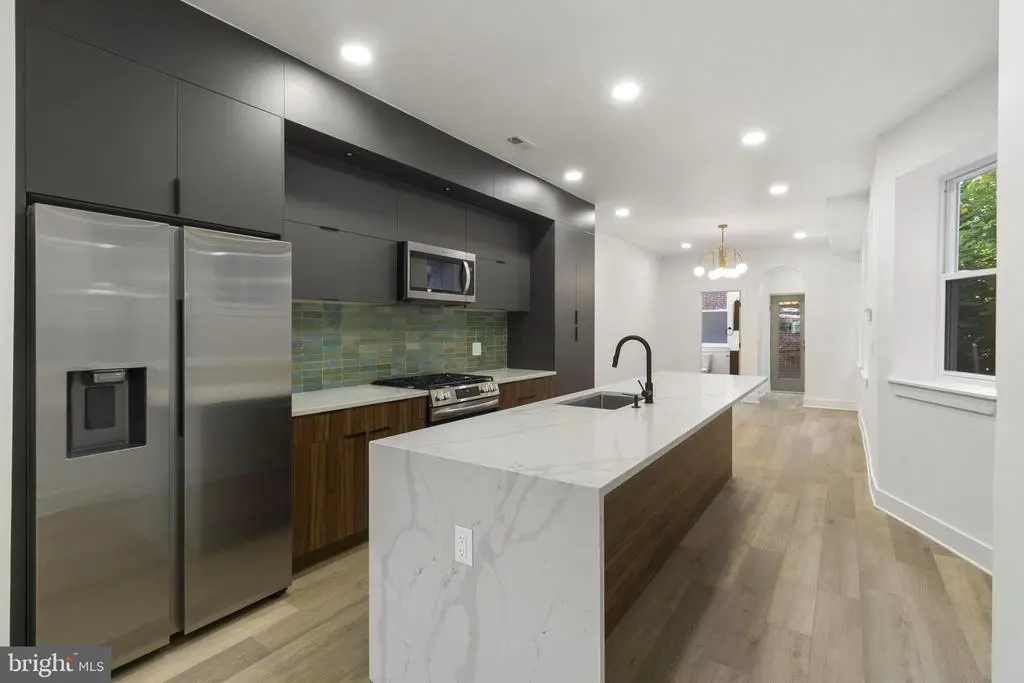 5502 Media St, PHILADELPHIA