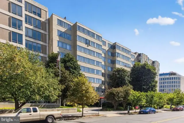 1711 Massachusetts Ave Nw #825, Washington