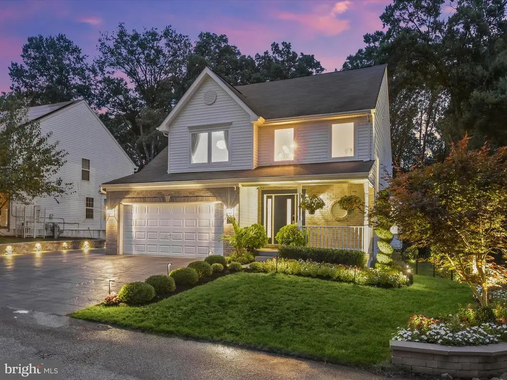 9876 Lyon Ave, Laurel