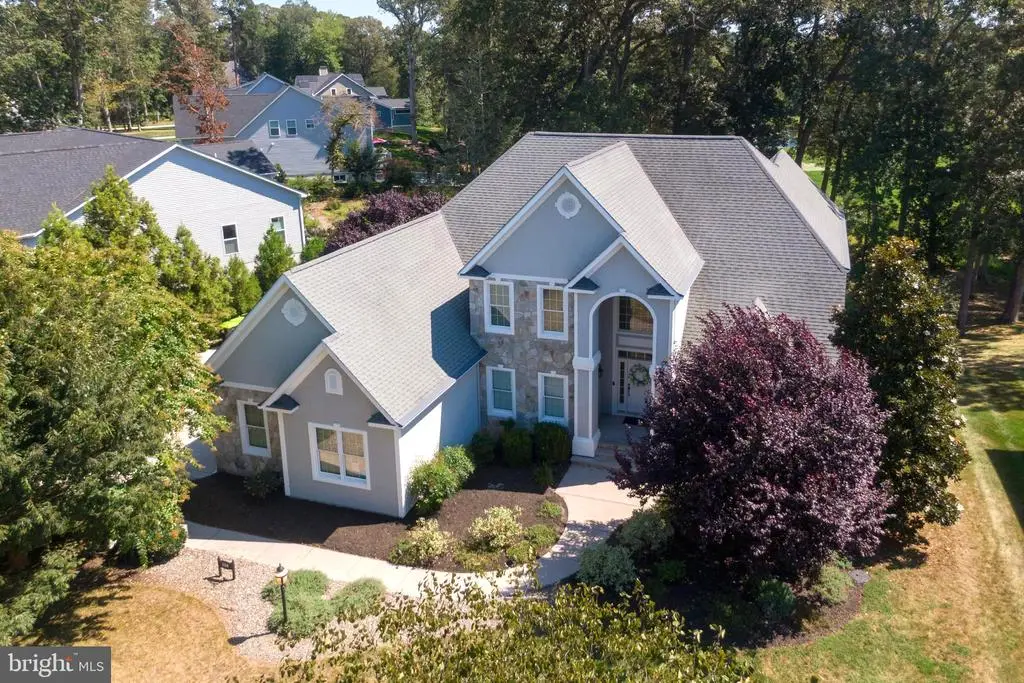 154 W Shore Dr, Milton