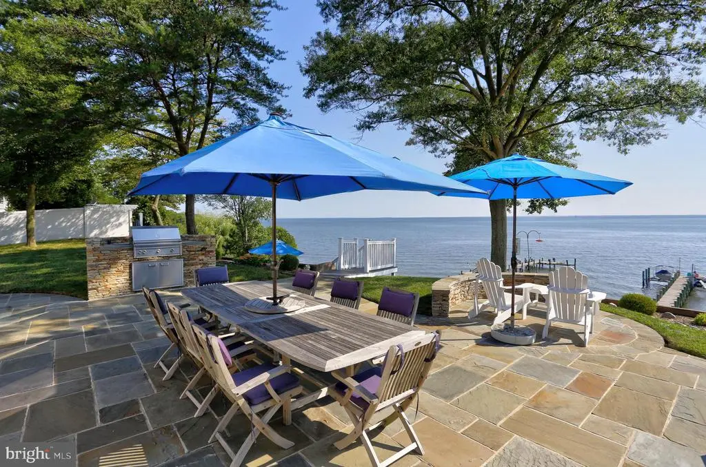 8171 Bayside Dr, Pasadena