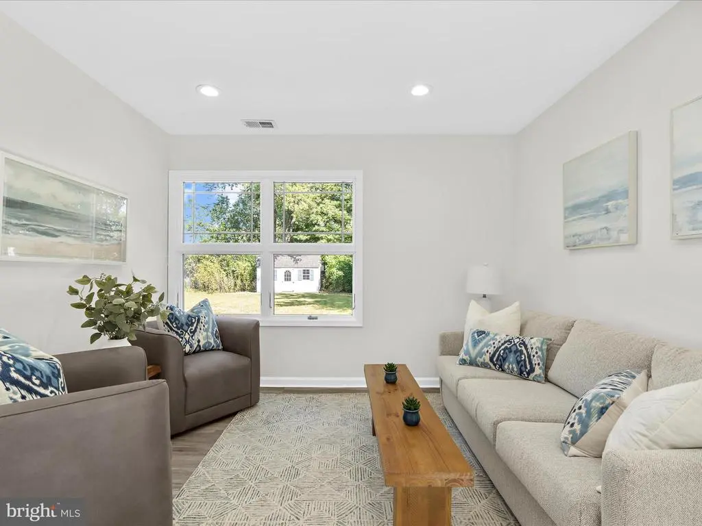 1903 Churchhill Ln, Chester