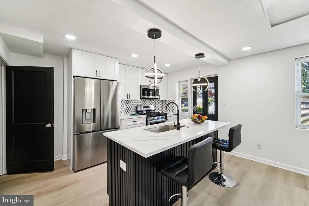 917 Reverdy Rd, Baltimore