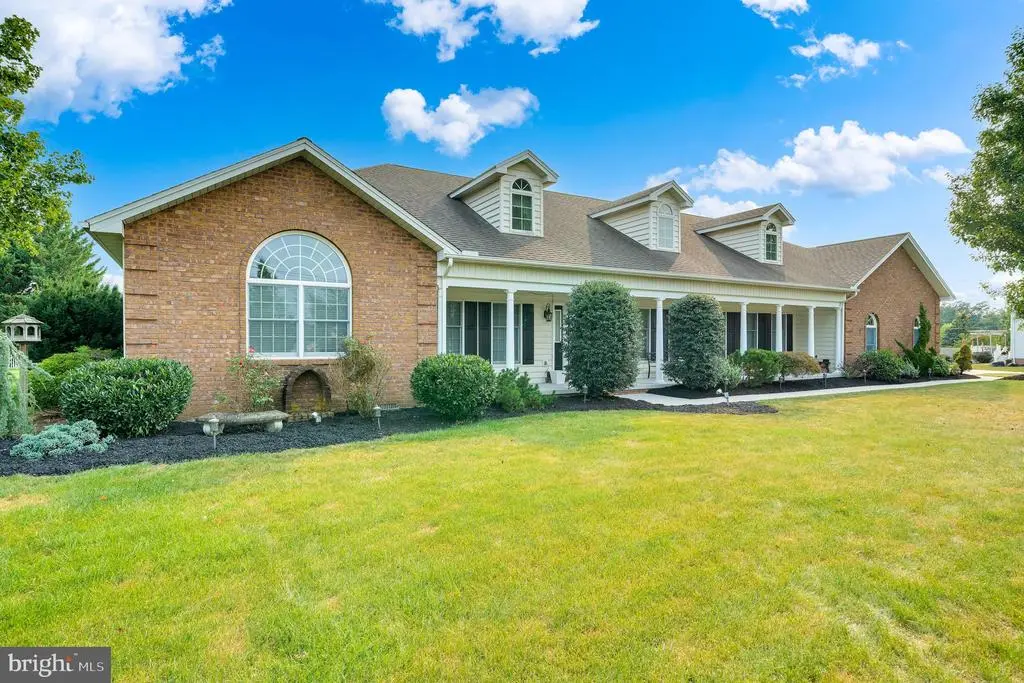 266 Fairview Dr, HANOVER