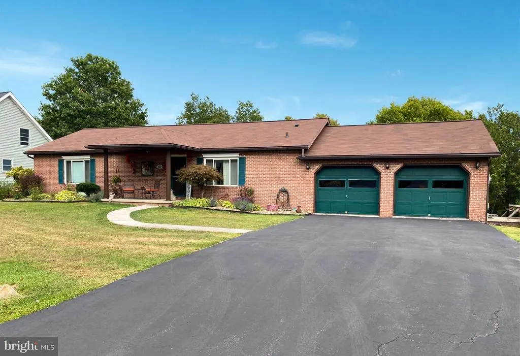 105 Pinecrest Dr, Frostburg