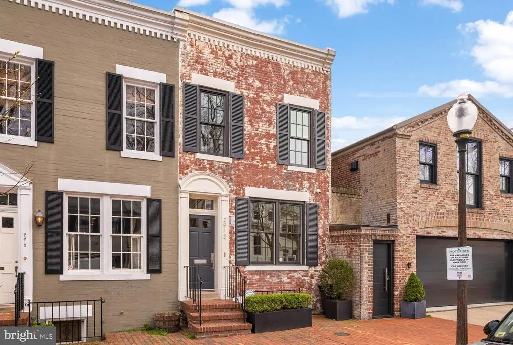 2912 Dumbarton St Nw, WASHINGTON