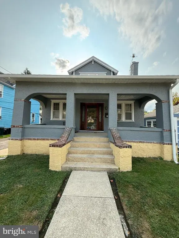 64 Melrose Ave, East Lansdowne