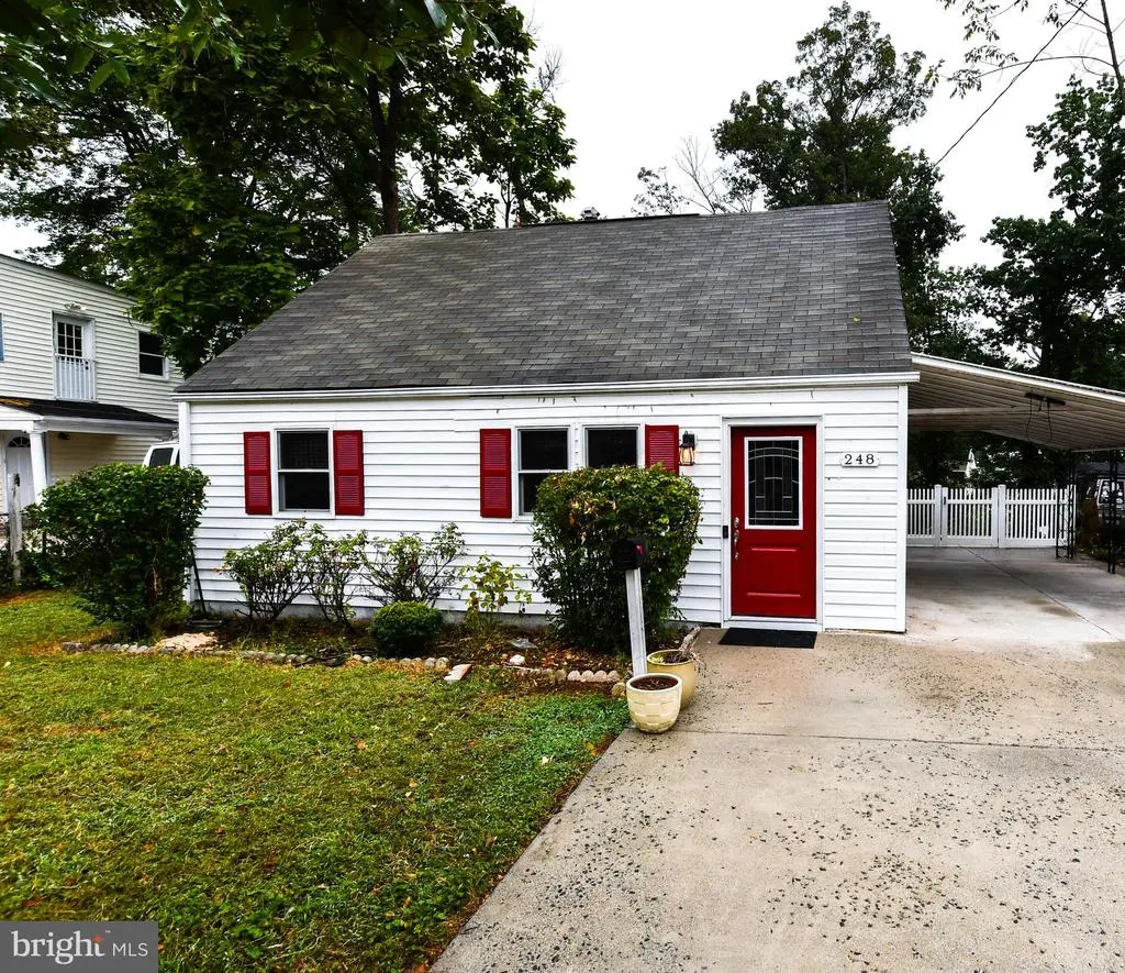 248 Manassas Dr, Manassas Park