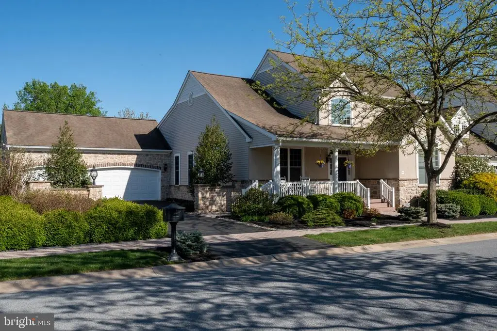 905 Sloan St, LITITZ