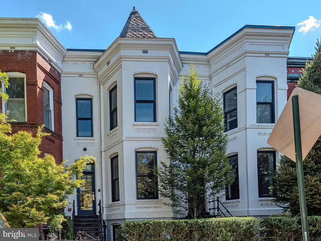 418 7th St Se #302, WASHINGTON