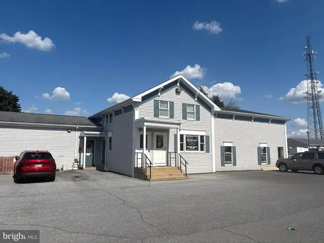 38 Doe Run Rd #230, Manheim