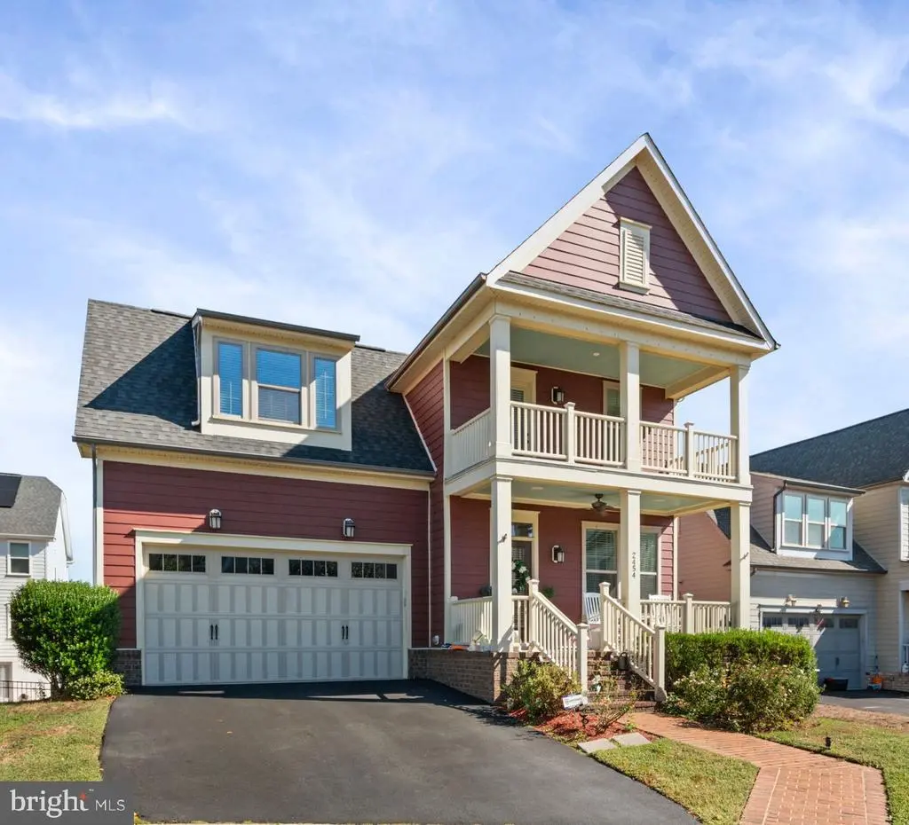 2454 Conqueror Ct, Dumfries