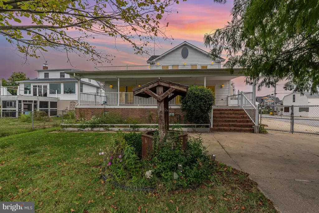 7862 Bodkin View Dr, Pasadena