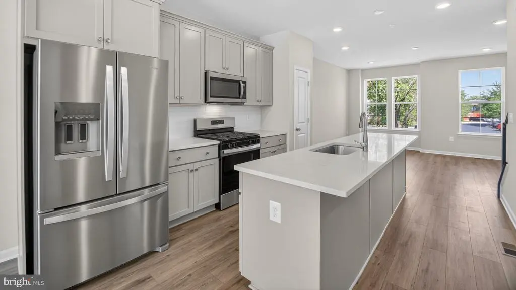 10042 Harper Vale Rd, Montgomery Village