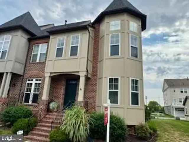 1144 Holden Rd, Frederick