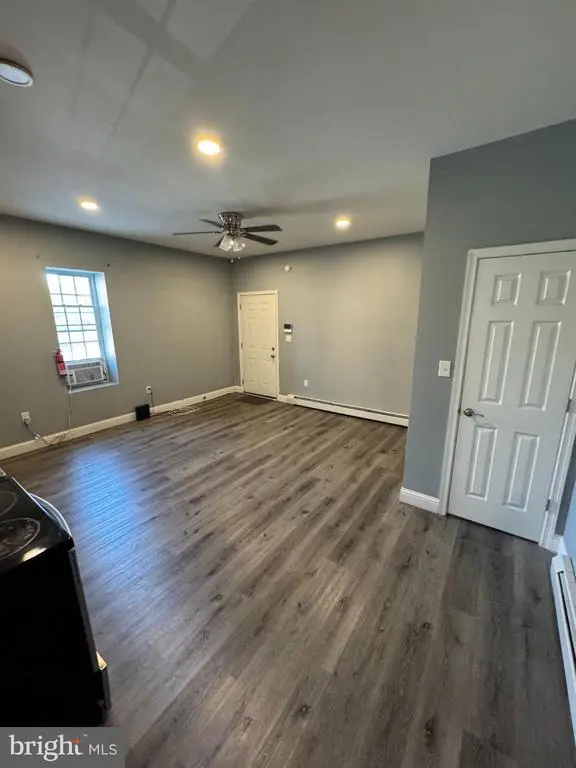 601 Lancaster Ave #3, READING