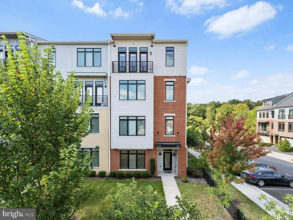 1000 Ribbon Limestone Ter Se, LEESBURG