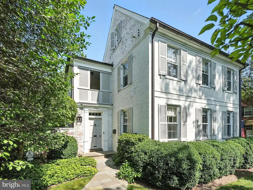 1804 45th St Nw, WASHINGTON