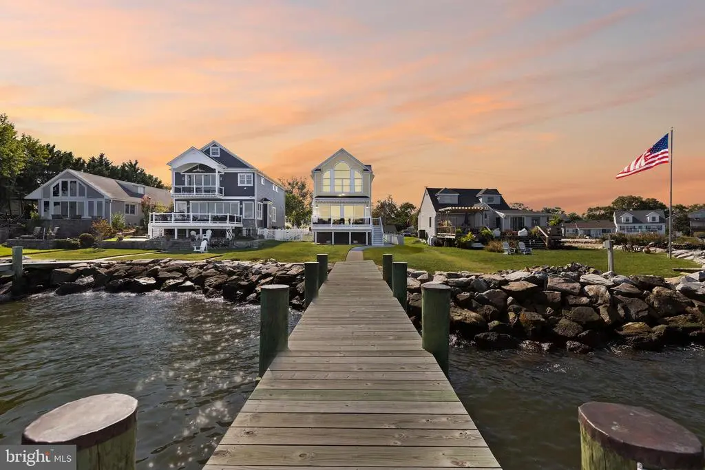 2274 Lake Dr, Pasadena