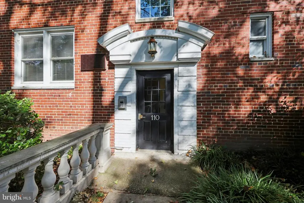 110 N George Mason Dr #110-3, ARLINGTON