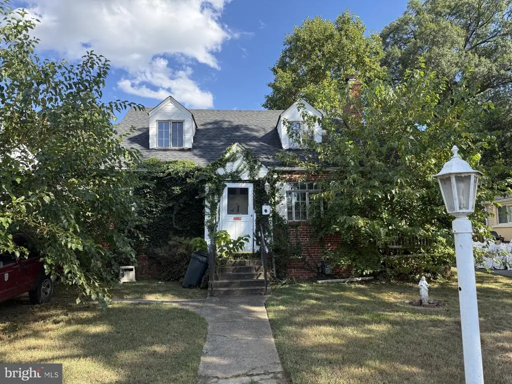 5007 53rd Pl, Hyattsville