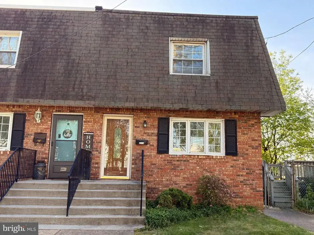 2218 Trenton, BRISTOL