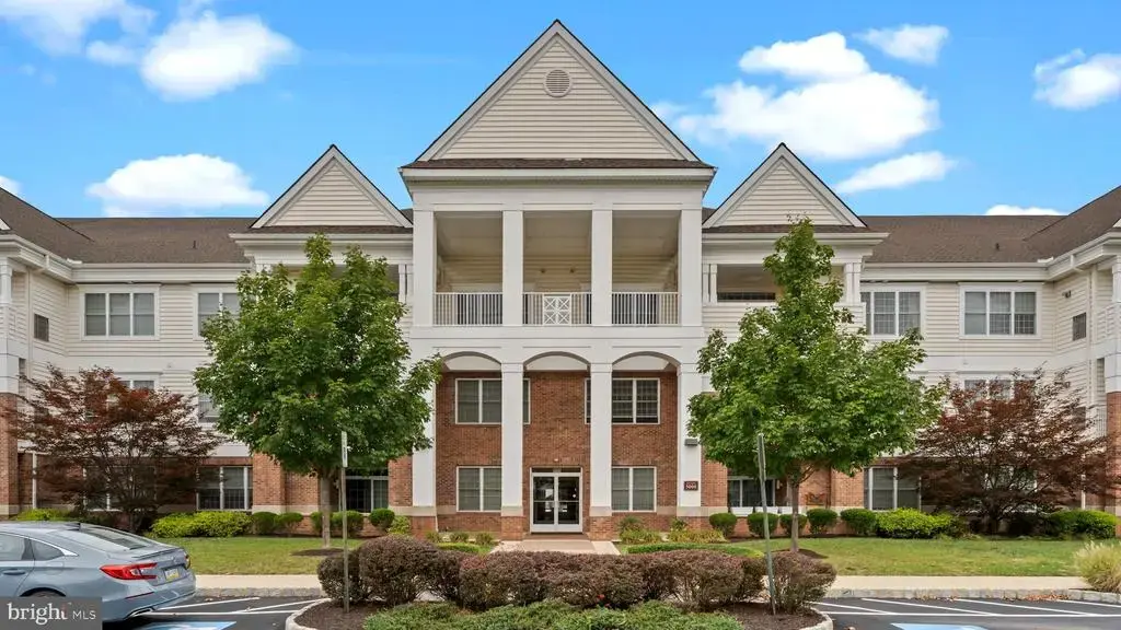 5327 Meridian Blvd, WARRINGTON