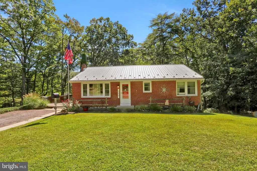 344 E Broad St, Williamstown