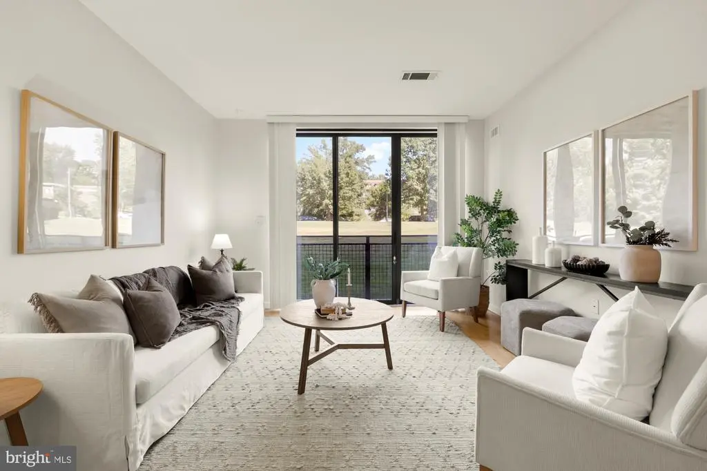 3883 Connecticut Ave Nw #111, WASHINGTON