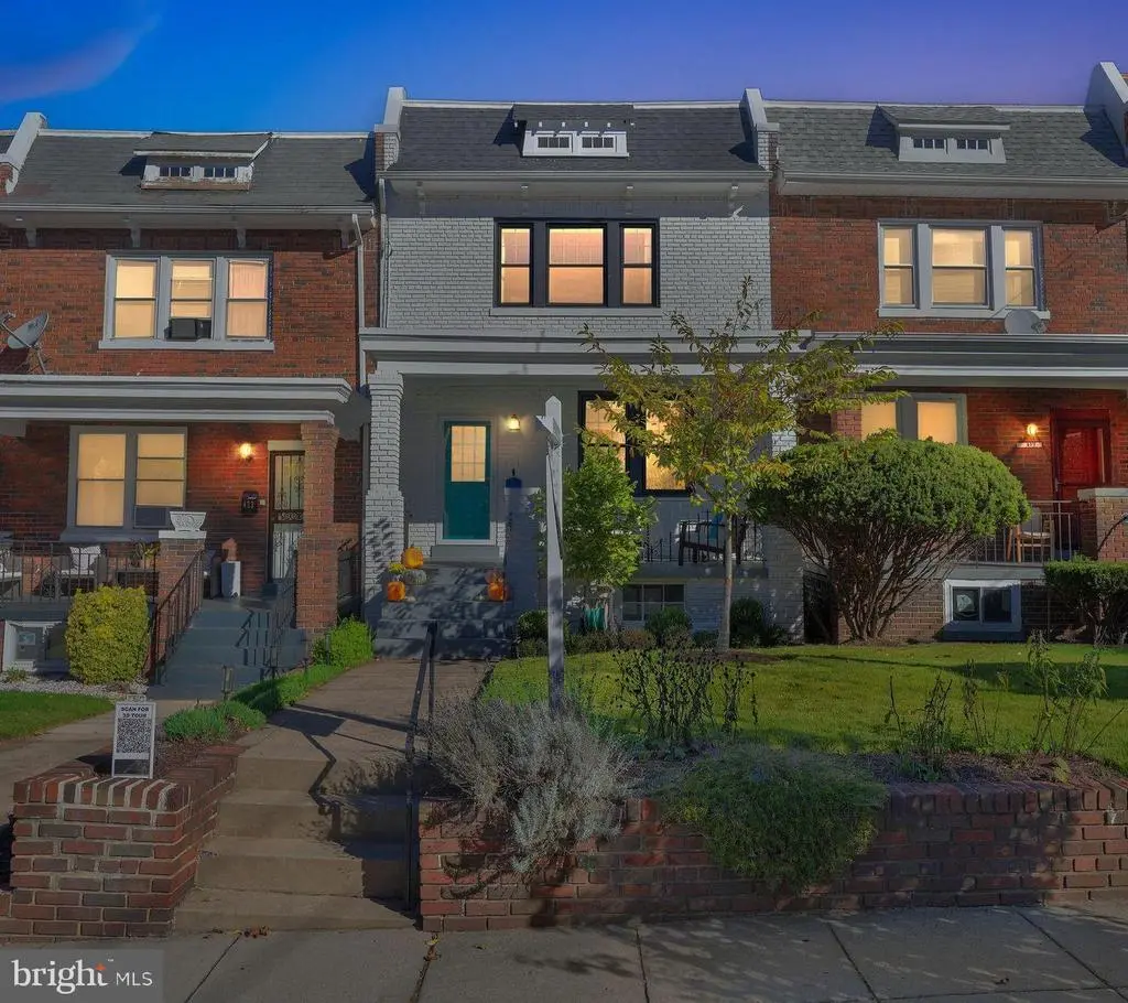 421 Farragut St Nw, WASHINGTON