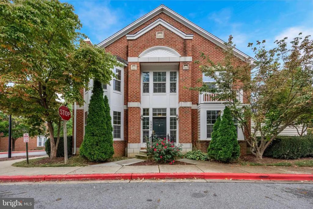 5901 Mystic Ocean Ln #a4-38, Clarksville