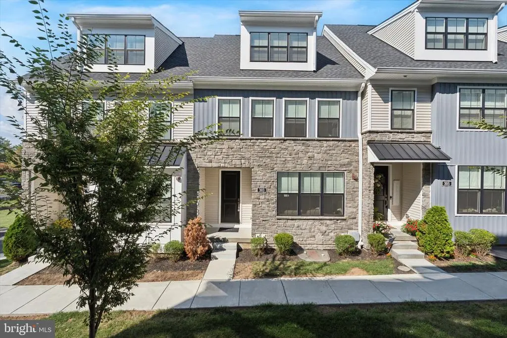 303 Star Tavern Ln, WEST CHESTER