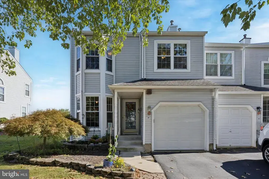 31 Skyview Way, NEWTOWN